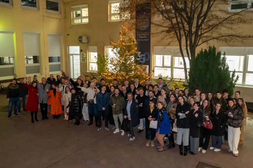 Studentski advent na Stomatološkom...